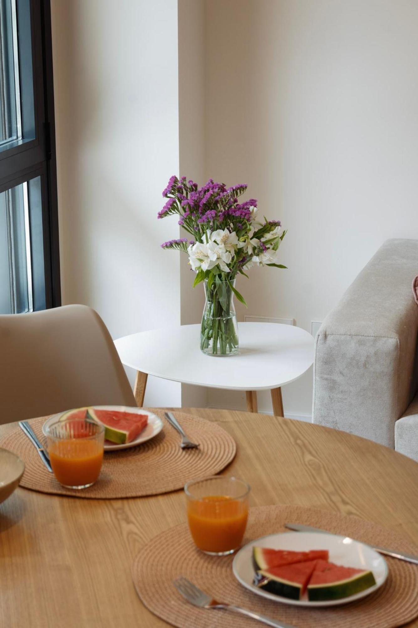 Apartamentos Joaquin Costa Santander Extérieur photo