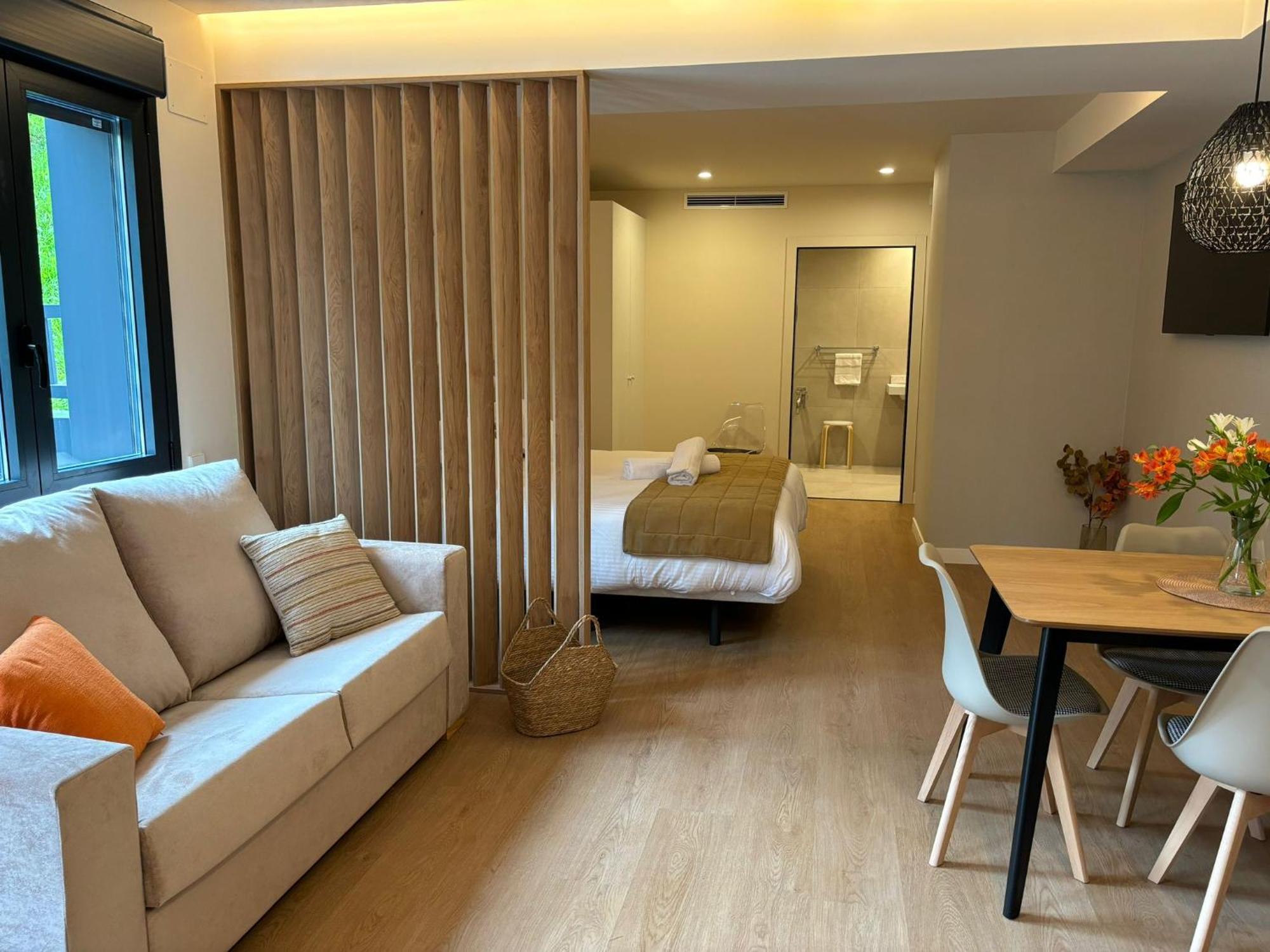 Apartamentos Joaquin Costa Santander Extérieur photo