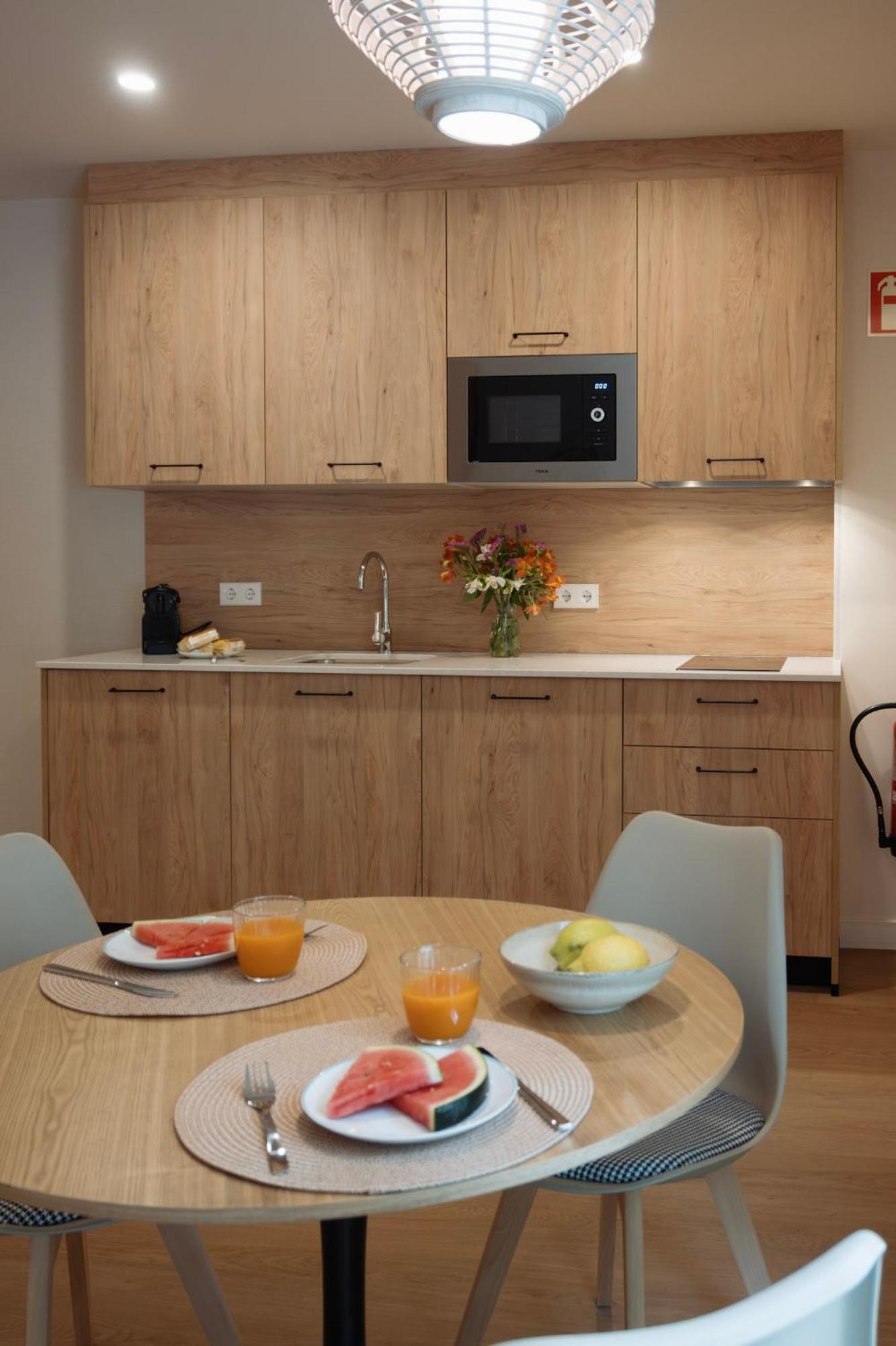 Apartamentos Joaquin Costa Santander Extérieur photo