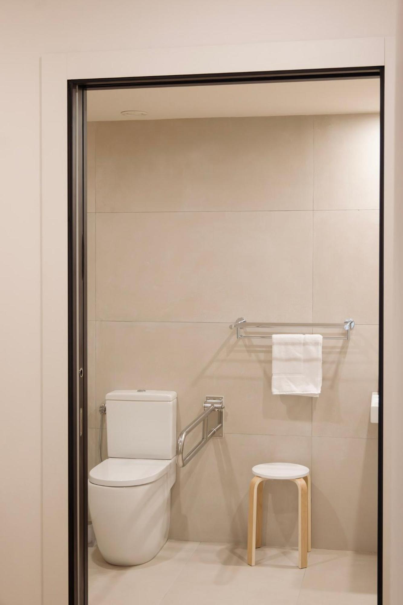 Apartamentos Joaquin Costa Santander Extérieur photo